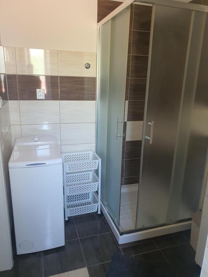 Family Apartment Poprad Buitenkant foto