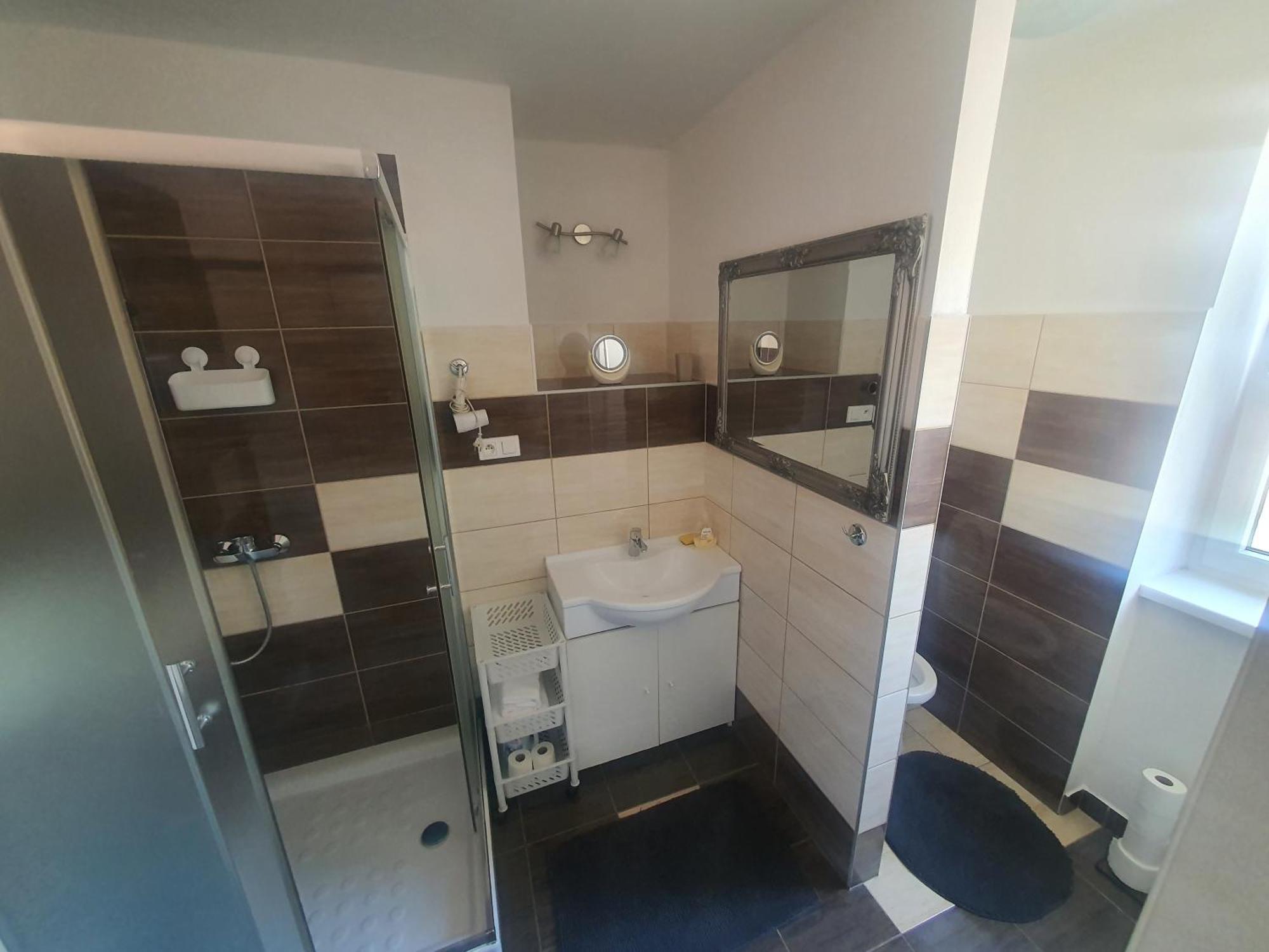 Family Apartment Poprad Buitenkant foto